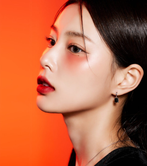 Помада для губ Manyo No Mercy Spell Mood Stick (№04 Red Liviate), 10 г