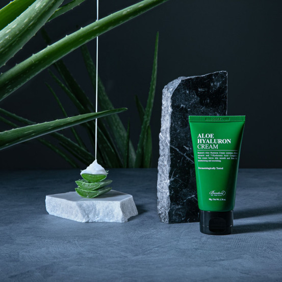 Зволожуючий крем з алое та гіалуроновою кислотою Benton Aloe Hyaluron Cream, 50 г