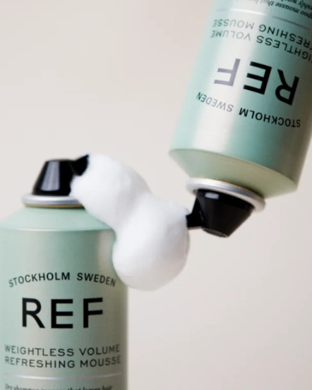 Сухой шампунь-мусс для волос REF Weightless Volume Refreshing Mousse, 200 мл