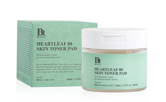 Двухсторонние пилинг-диски с экстрактом хауттюйнии Benton Heartleaf Skin Toner Pad, 70 шт